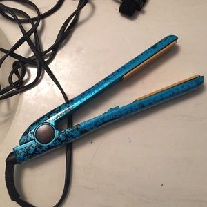 CHI Ultra Hair Straightener