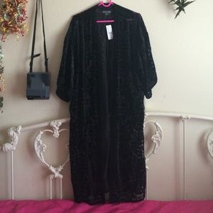 Kendall & Kylie black kimono