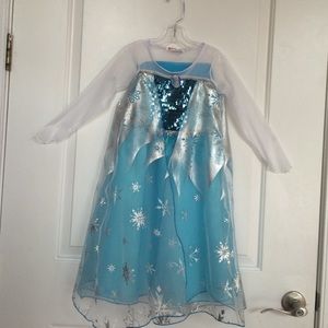 Princess Elsa snowflake costume