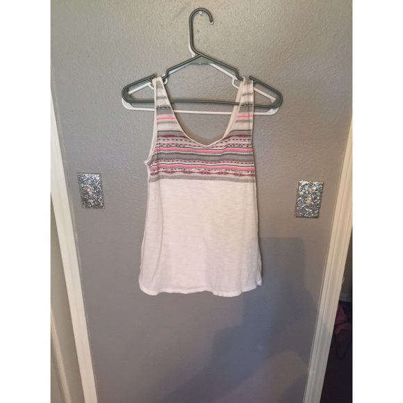 🎉Sale🎉Maurice's tank.