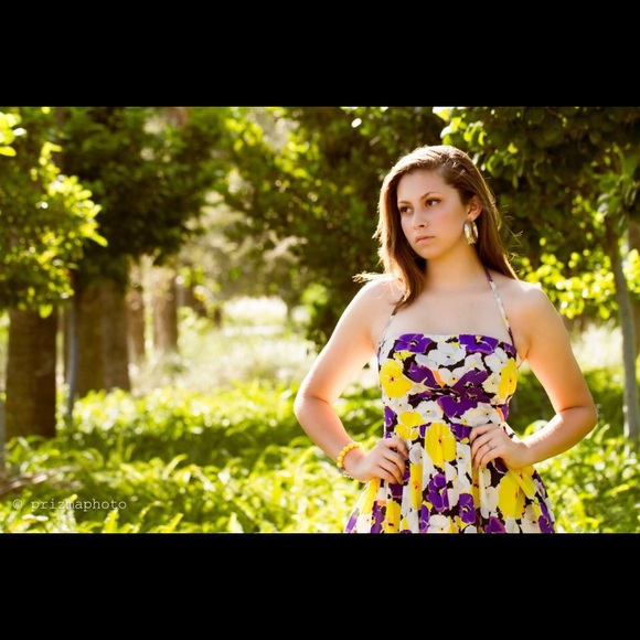 ♦️SOLD♦️Floral Dress 🌸🌻