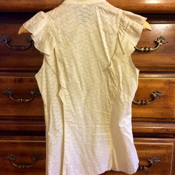 💥SOLD in BOGO💥Flirty Lace Top - Picture 4 of 4