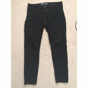Dark wash skinny jeans
