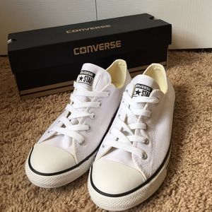 Converse Dainty Ox New In Box!!!