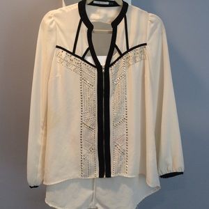 Detailed chiffon zipper blouse