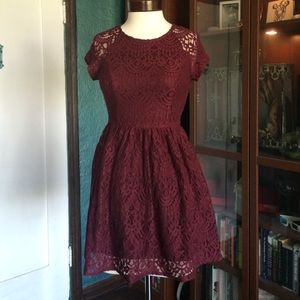H&M cotton lace short sleeve dress