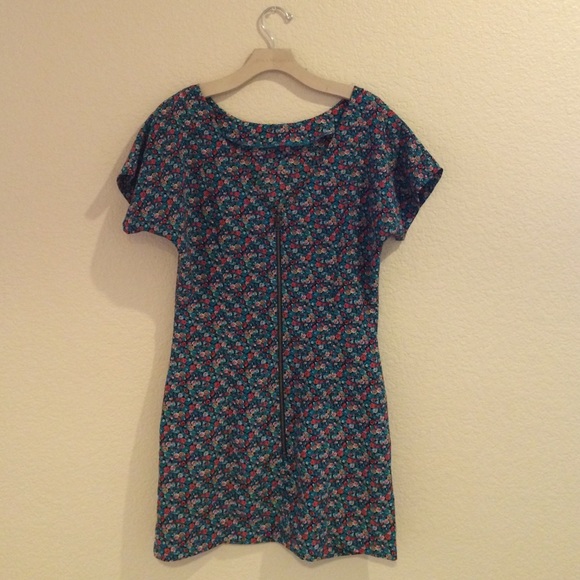 Floral dress with zipper back - Picture 3 of 3