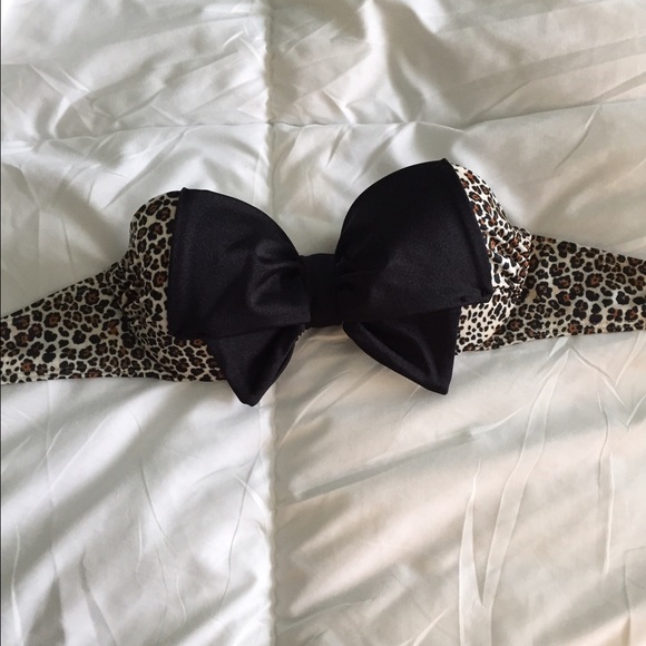 Victoria secret bikini top