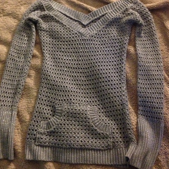 Dont wear it and i feel bad