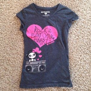 Vintage looking panda shirt