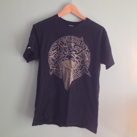 Crooks and Castles size Small Medusa Black T-Shirt
