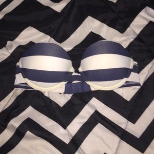 Abercrombie & Fitch 32A Push Up Bra