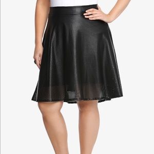 BNWT Torrid Skater Skirt Sz 16