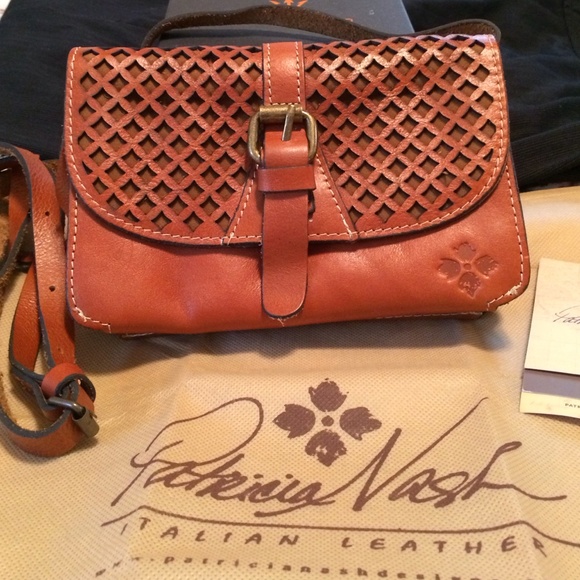 Patricia Nash Handbags - Beautiful 100% Italian leather Crossbody bag