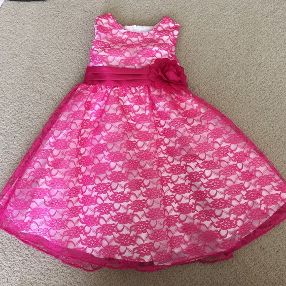 Little girls 3T pink Lacey dress