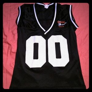 Hooters jersey