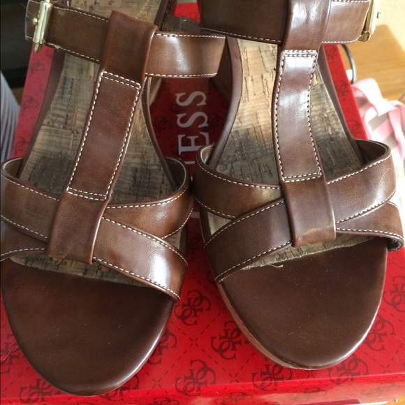 Brown& gold guess wedges in great shape - Picture 1 of 3