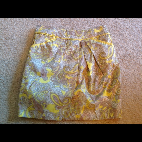 H&M Skirt with Pockets - Picture 1 of 2