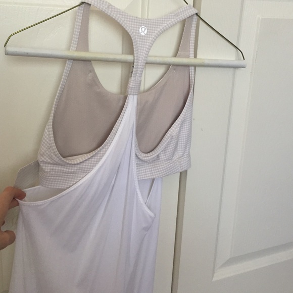 Lululemon NWT practice freely tank Sz 4 - Picture 4 of 4