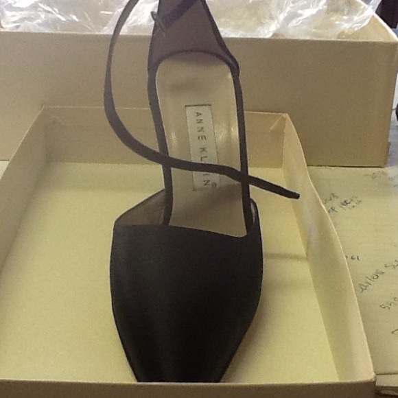 Black suede and leather Anne Klein heels.