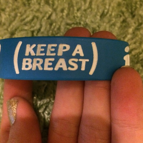 NWOT: I <3 Boobies Bracelet!