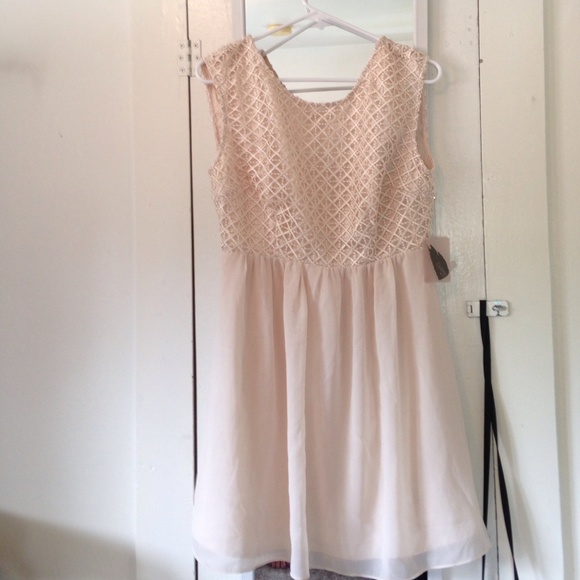 Cream chiffon dress with open back