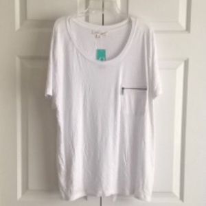 White t-shirt