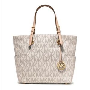 Michael Michael Kors - Jet Set Logo Tote - Vanilla