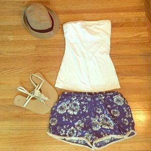 💥SALE💥 White tube top with built in bra!