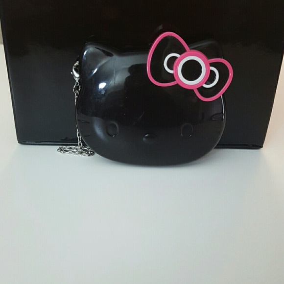 MAC HELLO KITTY COMPACT MIRROR FOR @liquid1