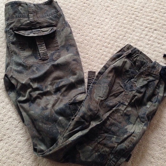 Camo cargo pants
