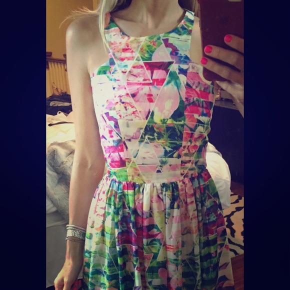 Amanda Uprichard Dresses & Skirts - Amanda uprichard floral dress