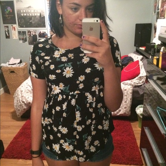 Forever 21 Sunflower Babydoll Style Top