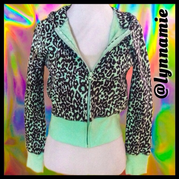 Mint and brown cheetah printed hoodie - Picture 1 of 1