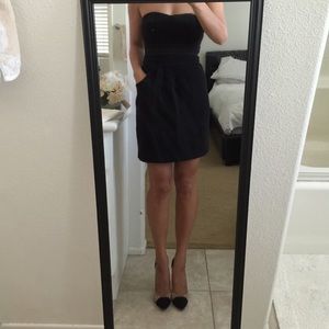 Forever 21 black tube dress with side pockets