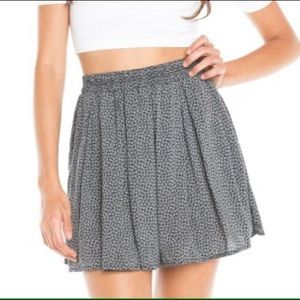 Brandy Melville skirt