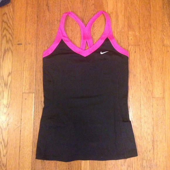 Nike workout tank