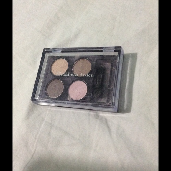Elizabeth Arden eyshadow pallete