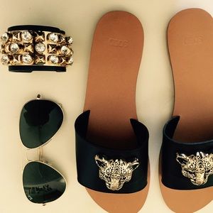 JUICY COUTURE Leather Jewel Studded Cuff