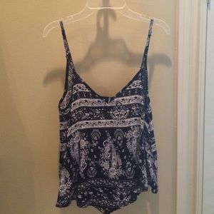 Cute Black and White Top!