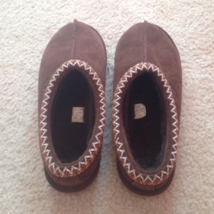 choclate brown ugg slippers