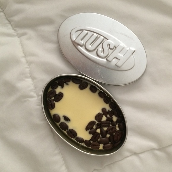 ☕️ LUSH Massage Bar ☕️