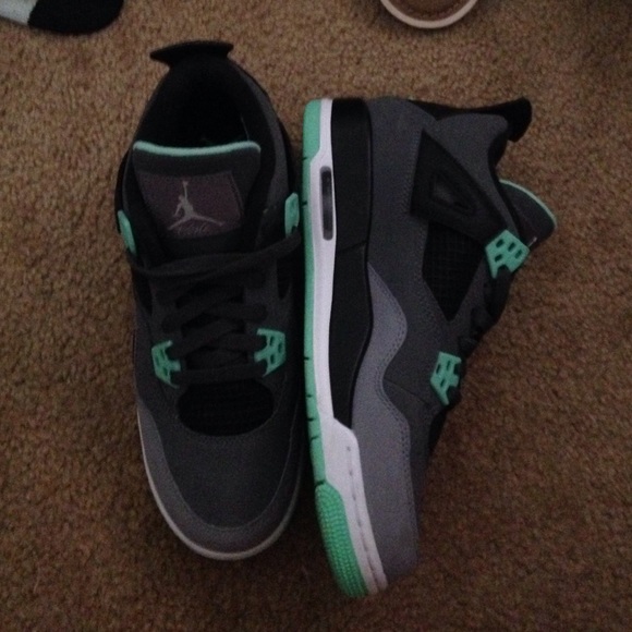 green glow 4s