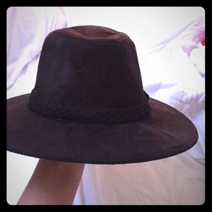Black fedora