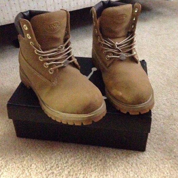 boots