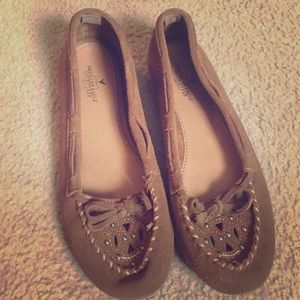 American eagle size 8 brown flats