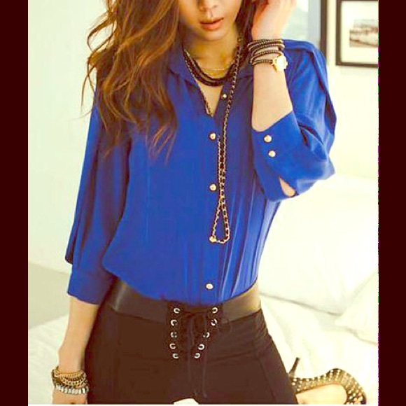 Elegant women's chiffon blouse