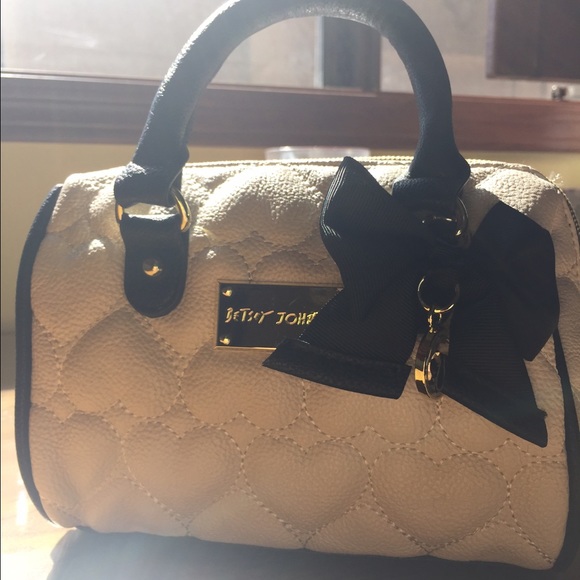 Bow Knot Crossbody