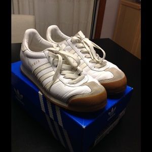 Adidas Samoas