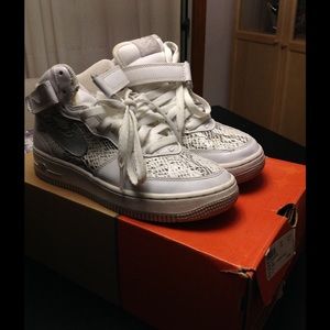 Air Force 1s - snakeskin Grey